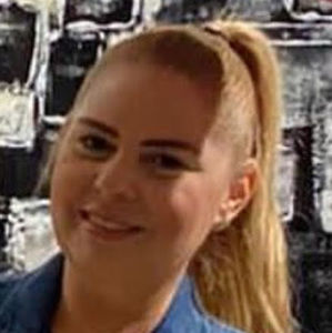 Meet your Posher, Mayela